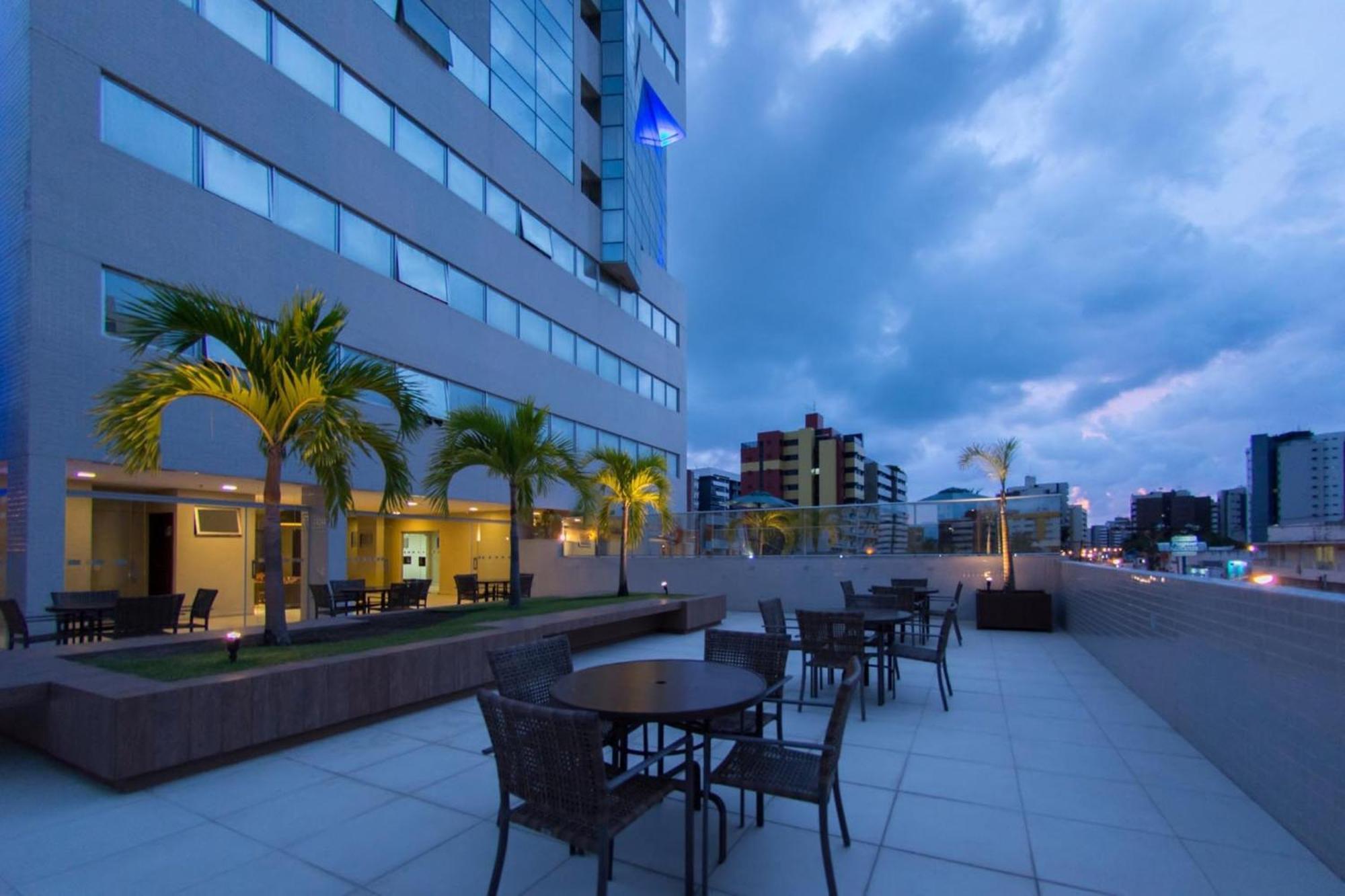 Hilton Garden Inn Maceio Екстериор снимка